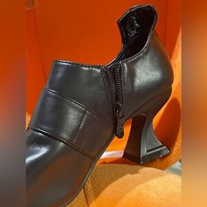 Ellie Shoes Women's Velvet Witch Bootie - 3" Heel Pointed Toe Ankle Boots - View #8